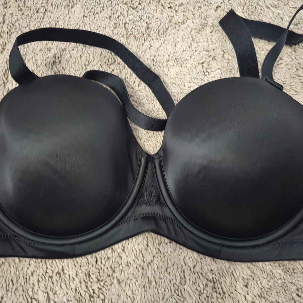 Elegant Black Women's Strapless Bra 32f Never Worn With Straps